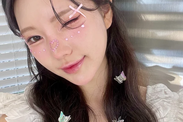K-POP Idol Hair Styling & Makeup Experience in Seoul