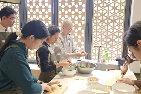 Seoul Korean Temple Food Cooking Class
