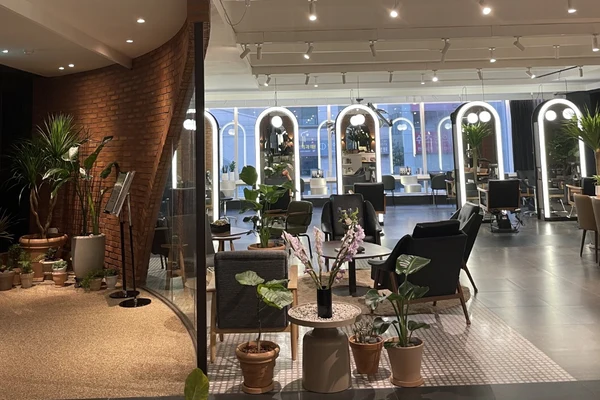 Seoul JUNO HAIR Garden Gangnam Station Branch