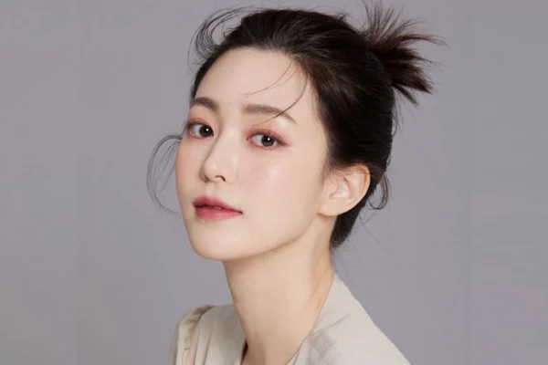 Seoul Gangnam K-POP Hair & Makeup Salon by Cutloose