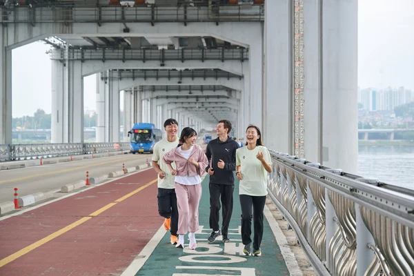 Seoul City Run with Guide Runners