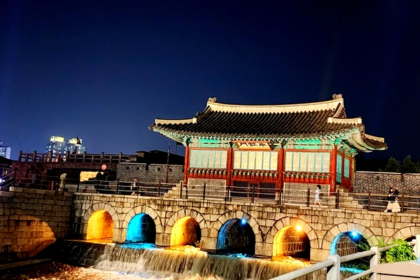 Suwon Hwaseong Fortress Night Half-Day Guided Tour