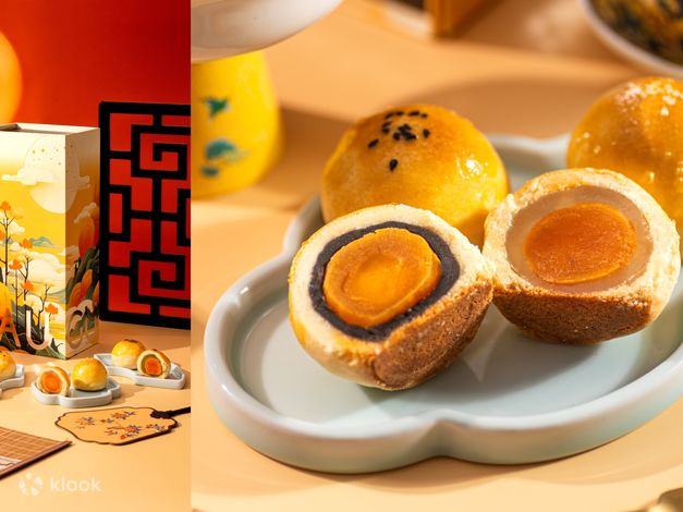 August Baking Studio Mid-Autumn Mooncakes - Klook India