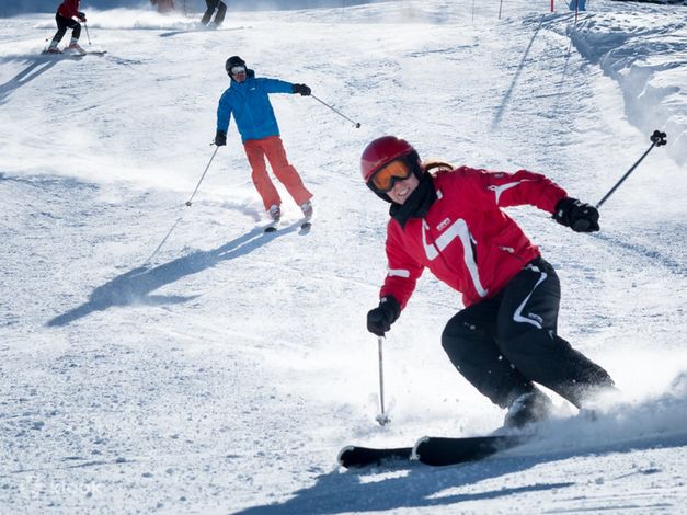 Private Ski or Snowboard Lesson in Val Thorens Resort Klook