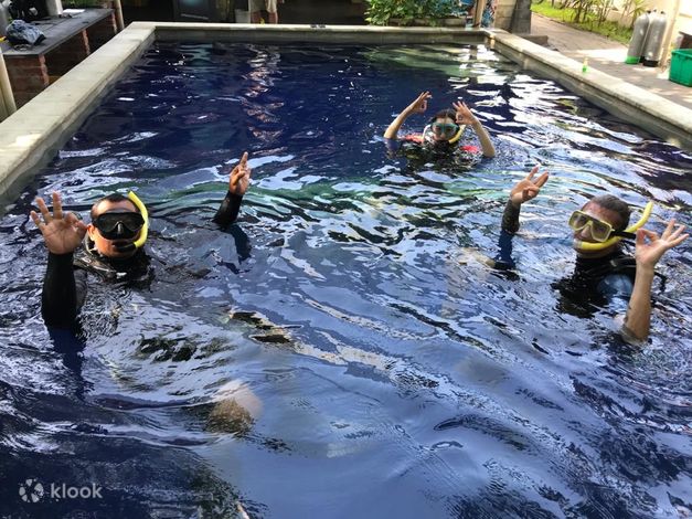 Discover Scuba Diving By Bali Diving Academy in BioRock Pemuteran Bay ...