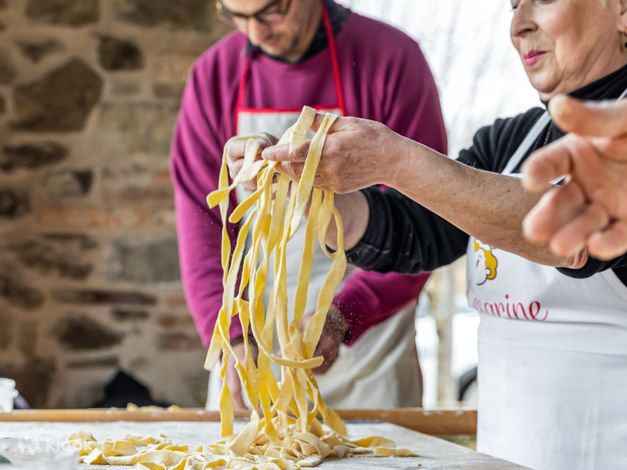 Pasta and tiramisu cooking class in Siena - Klook Estados Unidos
