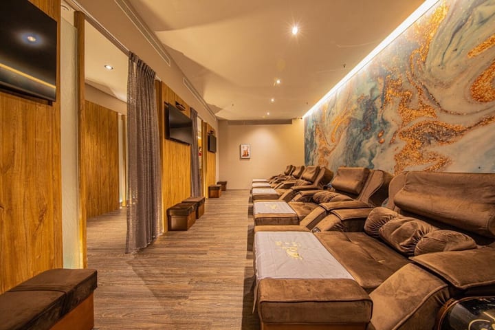 高雄: 活力足按摩会馆中山店 - 中式按摩体验