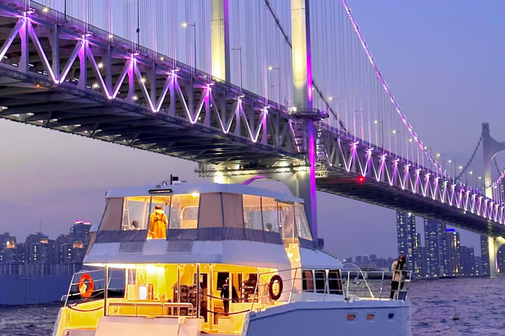 Busan Public Yacht Tour Experience by WithYacht