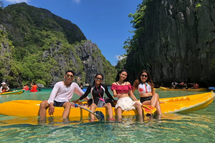 Tur Island Hopping Sehari Penuh El Nido dengan Snorkeling