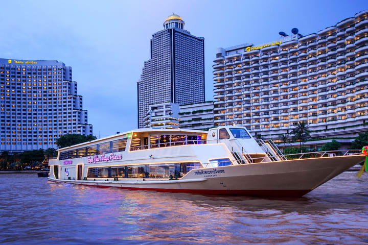 Chao Phraya Princess Dinner Cruise di Bangkok