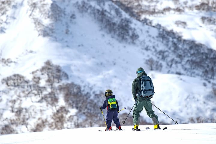 KIRORO滑雪与雪地体验＆小樽观光巴士之旅│北海道