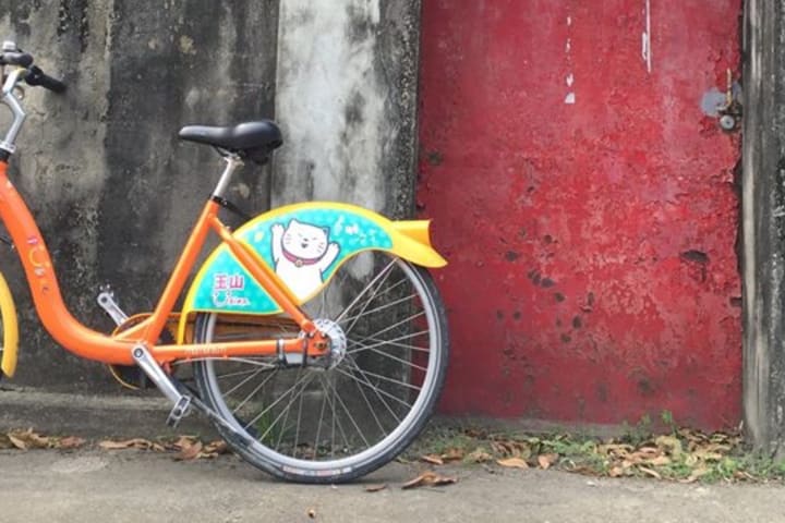 Taichung: Fifth Market Bike Half-Day Tour