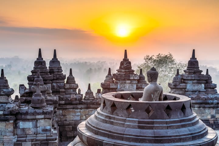 Yogyakarta: Matahari Terbit Borobudur (Jaminan Mendaki) & Prambanan