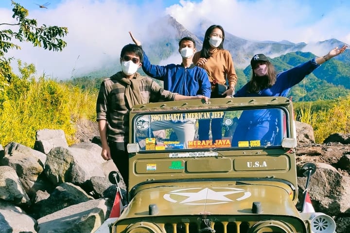 Yogyakarta Merapi Lava Tour & Plaosan Temple Private Day Tour