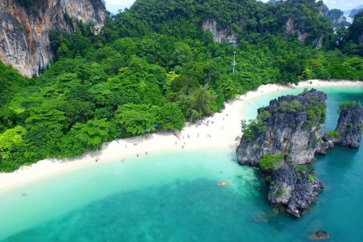 Tur sehari penuh mengunjungi Pulau Hong dan Pulau Lao Lading