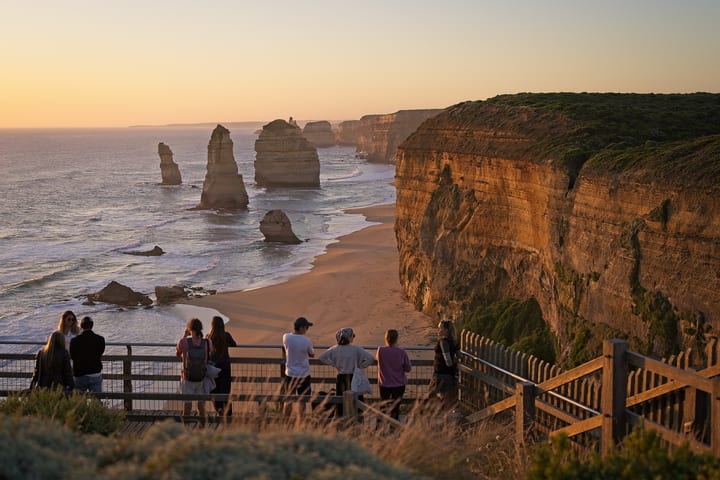 Great Ocean Road Explorer Tour: Sunset di London Bridge & 10 Pemberhentian