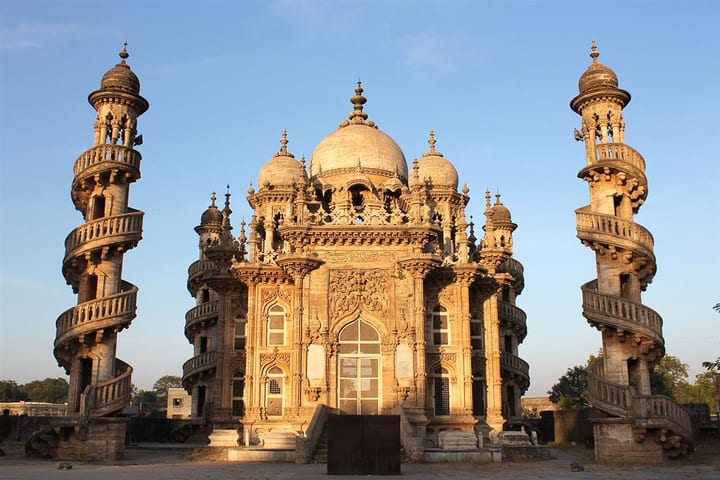 2D1N Rajkot & Junagadh Sightseeing Tour dari Ahmedabad