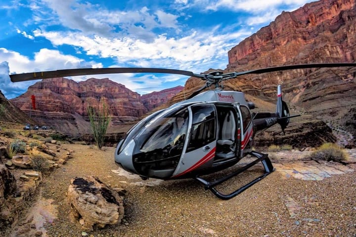 Wind Dancer Grand Canyon Helicopter Tour dari Las Vegas (dengan Pendaratan)