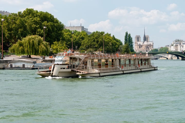 Paris Bus City and Seine River Cruise Tour