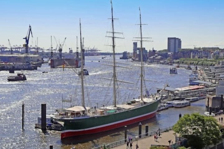 Tiket Masuk Museum Ship RICKMER RICKMERS di Hamburg