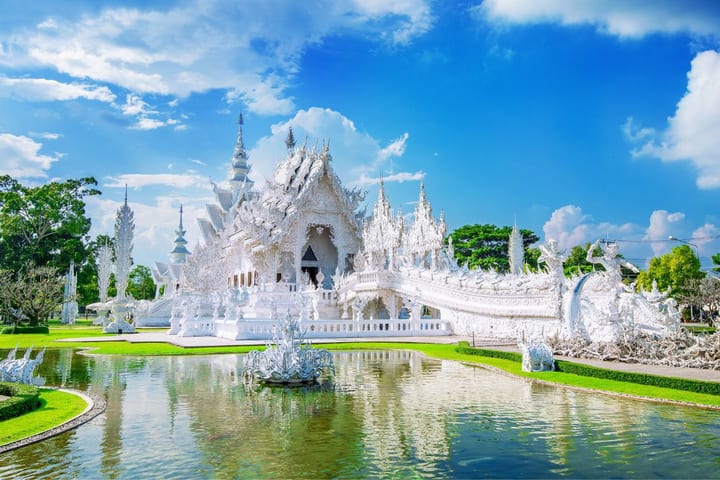 Chiang Mai: Kuil Biru Putih Hitam di Chiang Rai