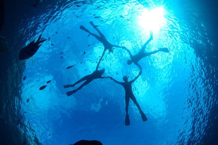 沉浸式探秘冲绳青之洞窟：浮潜 / 体验潜水随心选&附赠照片