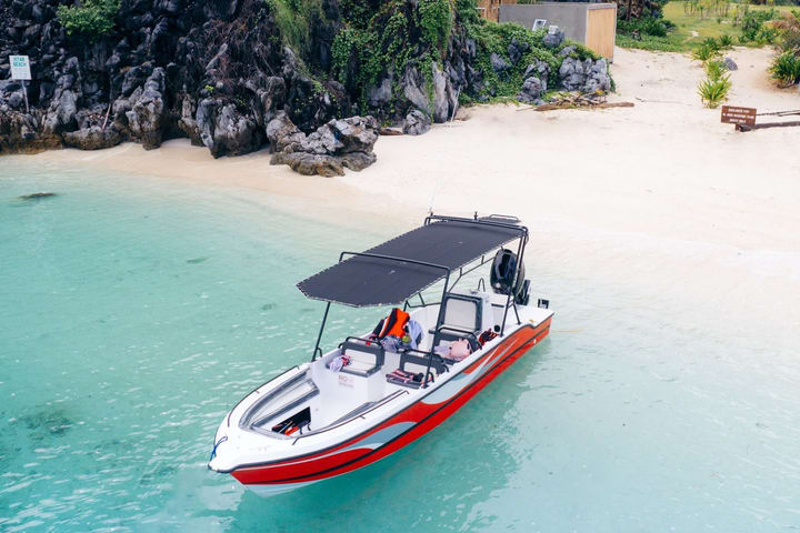 El Nido Half-Day Small Group Island Hopping Tour