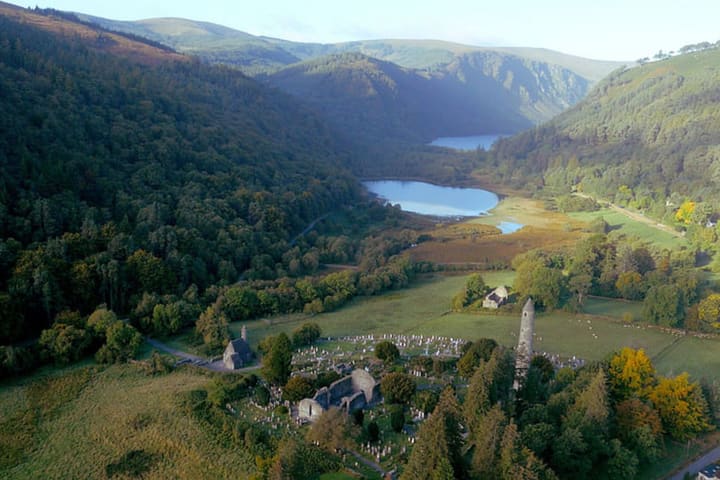 Kilkenny, Wicklow & Glendalough Tour dari Dublin