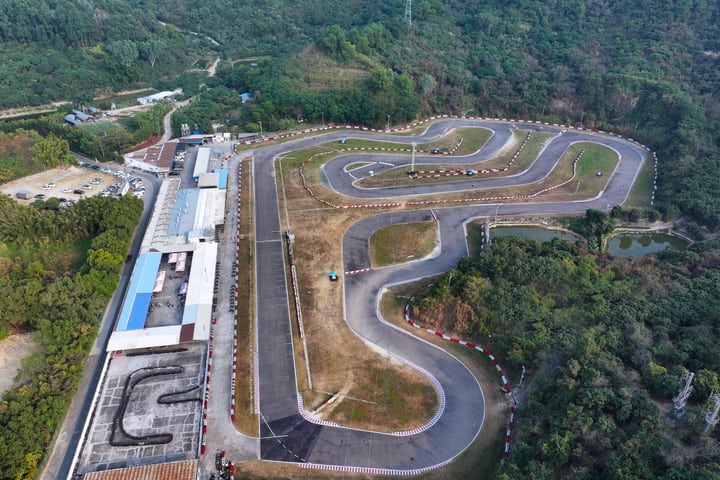Speed Karting Club (Shajing Store)