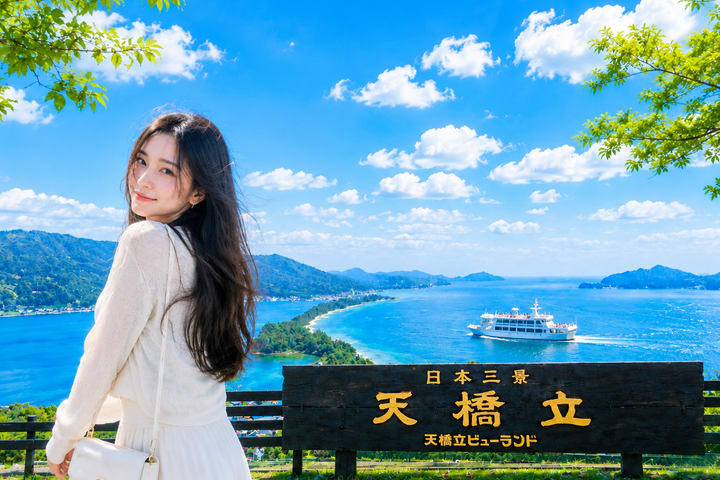 Tiga Pemandangan Terindah Jepang - Kyoto Laut: Kereta Gantung Amanohashidate + Tur Perahu Teluk Ine Sehari Penuh (Berangkat dari Osaka atau Kyoto)