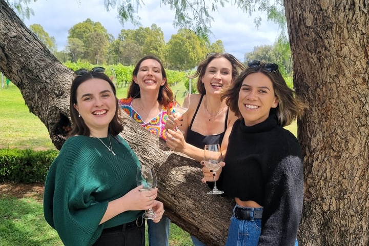Tur Terpandu Anggur, Keju, dan Cokelat Hunter Valley