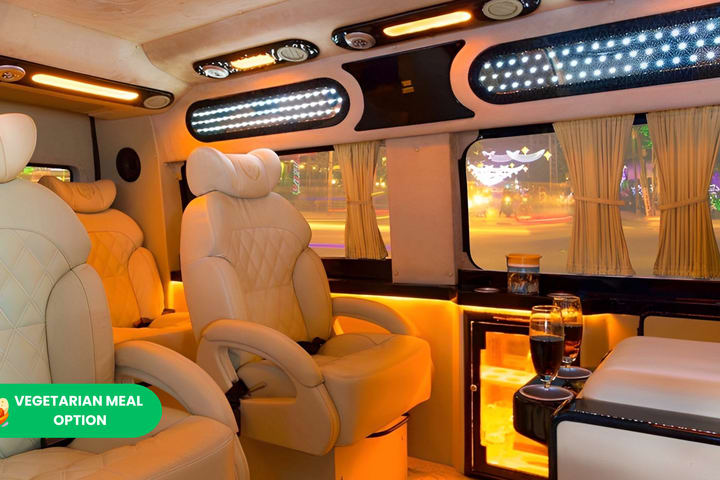 Cu Chi Tunnels & Mekong Delta Tour dengan Opsi VIP Transfer