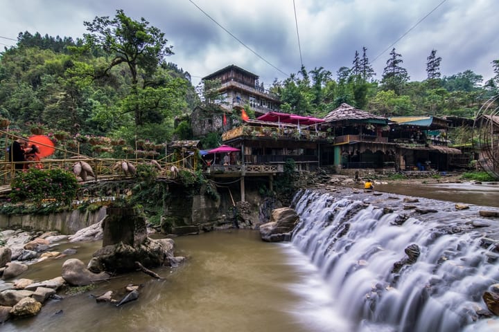 Tur Terpandu Setengah Hari Cat Cat Village Sapa
