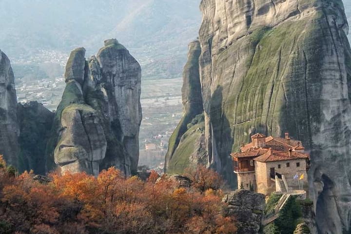 Tur Penemuan Warisan dan Lanskap Meteora 2 Hari