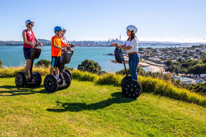 Devonport Magic Broomstick Segway Tour di Auckland