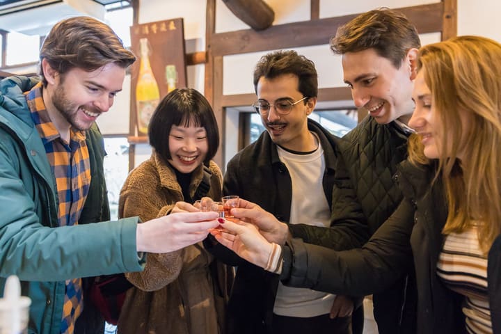Tur Grup Kecil Setengah Hari Kyoto Fushimi Sake Village