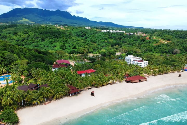 Camaya Coast Day Pass