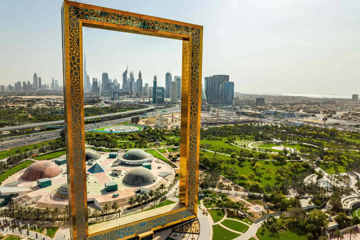 Tur Sorotan Kota Setengah Hari Dubai Frame Dubai