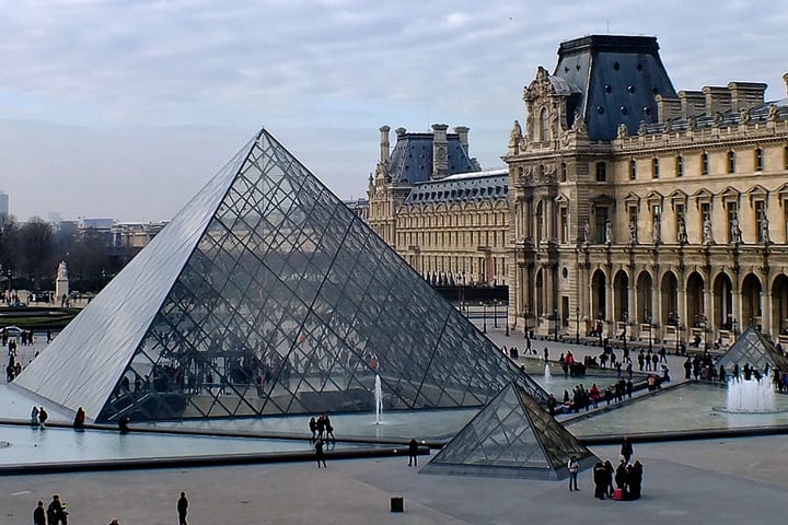 Louvre Private Group Tour di Paris untuk Keluarga dan Anak-anak
