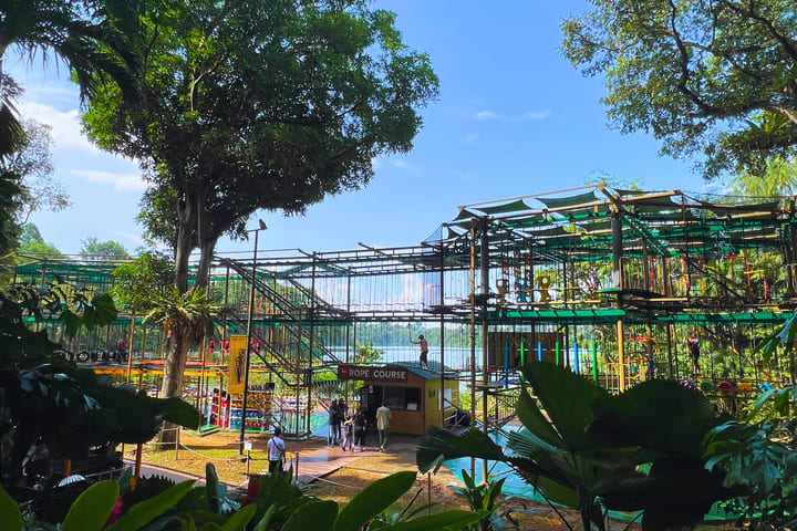 Tiket Houbii Spot Rope Course di Singapore Zoo