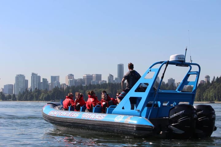 City and Seals Boat Tour di Vancouver