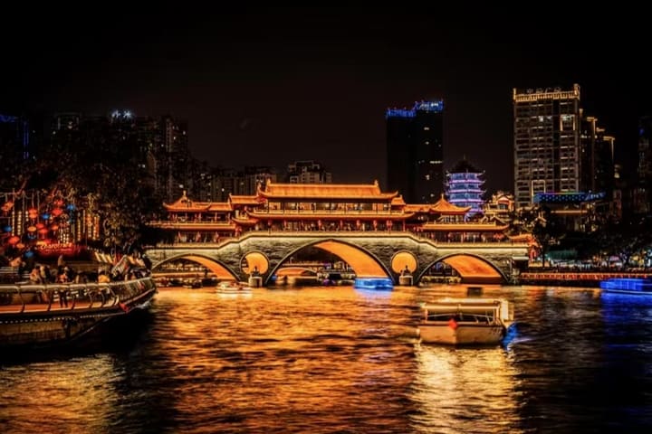 Dermaga Dongmen Chengdu & Tur Malam Jembatan Anshun
