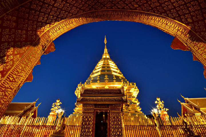 Tur Malam Berpemandu Doi Suthep dan Wat Umong