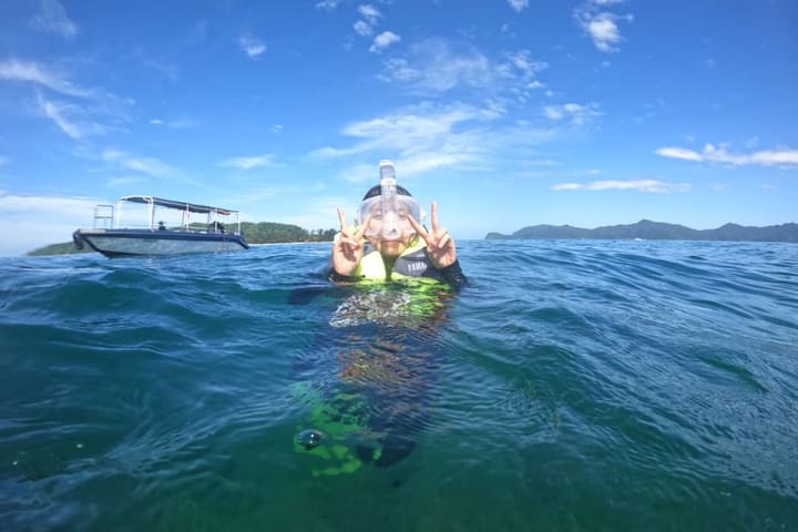 亚庇浮潜跳岛游船之旅（可选滑翔伞）