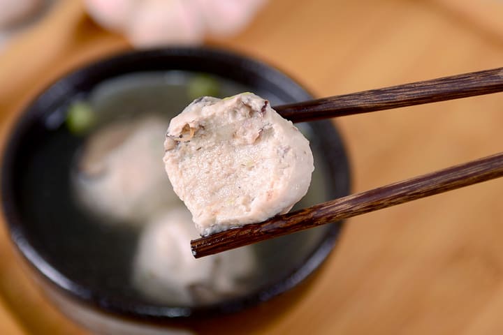 Tainan: Milkfish Museum Guided Tour & Milkfish Ball DIY Experience
