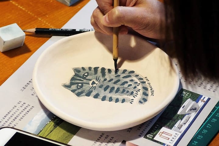 Yilan: Sanxing Four Seasons Farm Handmade Utensil Experience: Blue and White Porcelain Rubbing