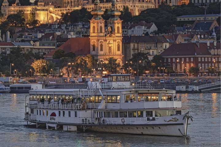 Budapest: Danube River Cruise dengan Sup Goulash & Lángos