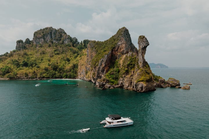 4 Islands Day Tour dari Krabi