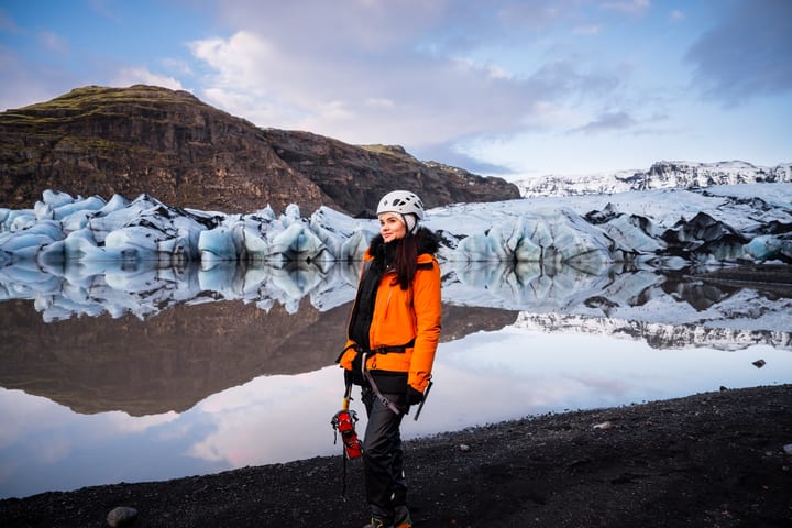 South Coast & Glacier Hike: Waterfalls, Black Beach & Ice Walk