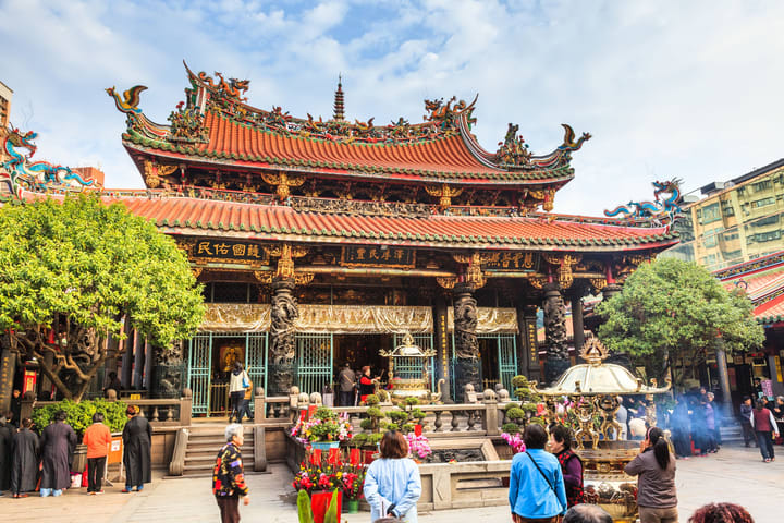 Tur Terpandu Setengah Hari Kuil Lungshan Taipei